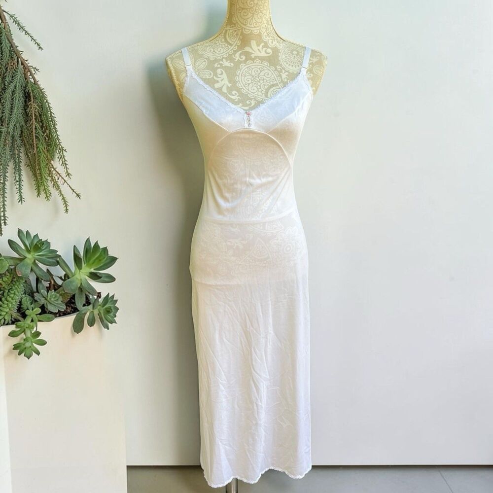 Vintage Olga White Nylon Lace Maxi Slip Dress Size 32 Adjustable Straps Retro